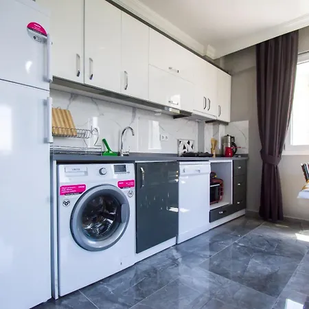 Yilmaz 1 Apartman *